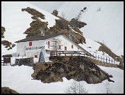 33 Il rifugio ti sta aspettando Enzo!